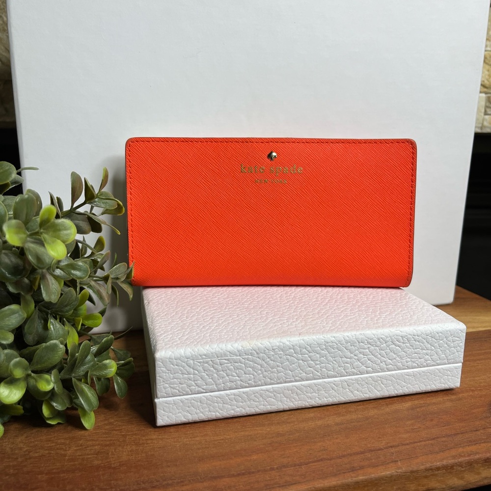 Kate Spade Staci Saffiano leather Slim Bifold Orange Wallet